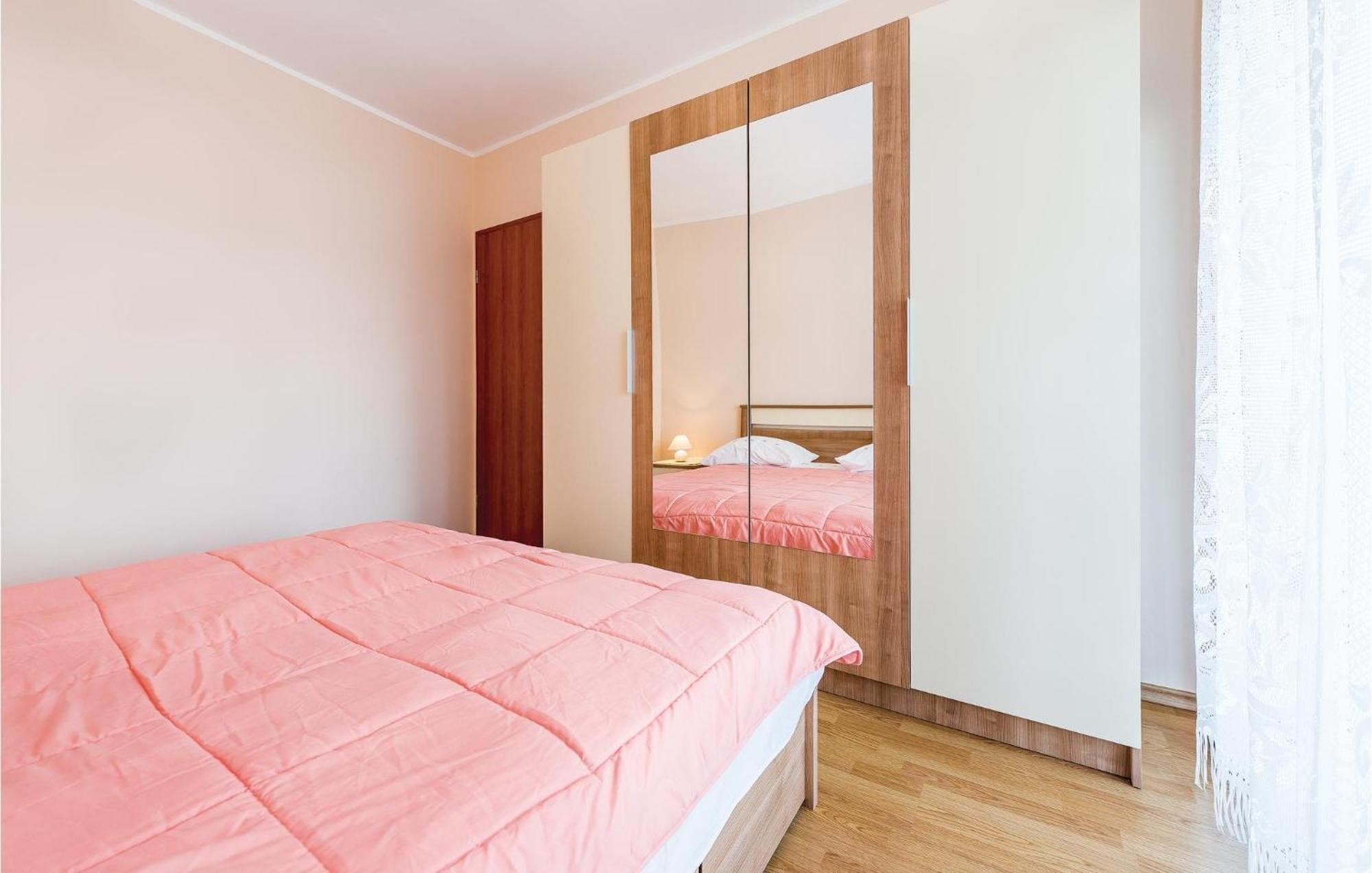 Beautiful Apartment In Raslina With Wifi Esterno foto
